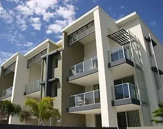 **** מלון דירות גולד קוסט Splendido Resort Apartments אוסטרליה