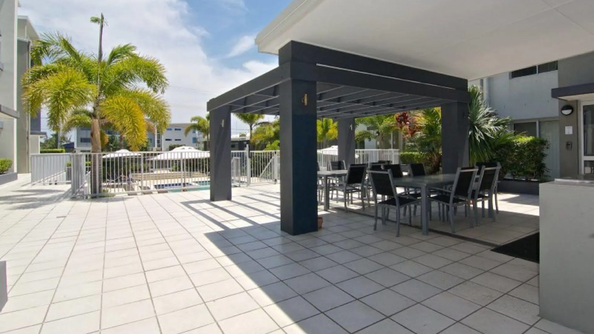 גולד קוסט Splendido Resort Apartments 4*, גולד קוסט