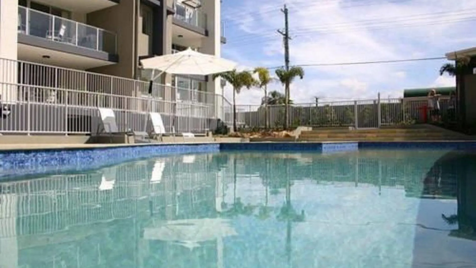 גולד קוסט Splendido Resort Apartments מלון דירות
